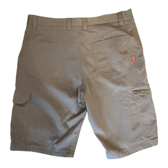 Icebreaker New Zealand Merino Wool Light Gray Cargo Shorts. Size 32. - Picture 2 of 6